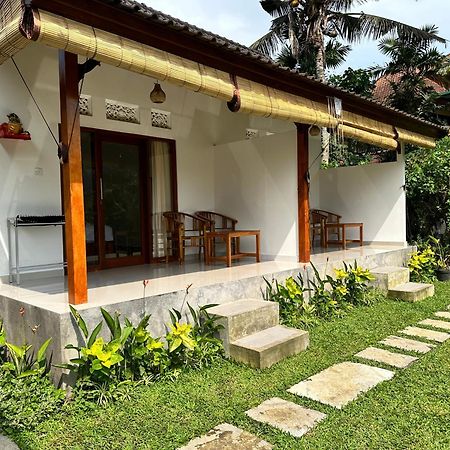 D'Janu Homestay Sidemen  Luaran gambar